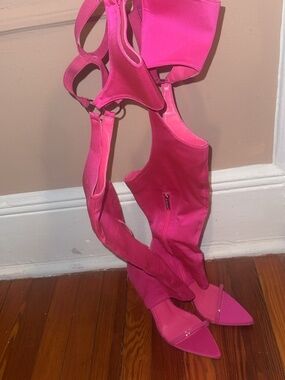 Brand new Pink shoes